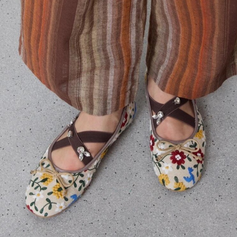 Embroidery Flower Ballet Flats – обзор и цена Embroidery Yes