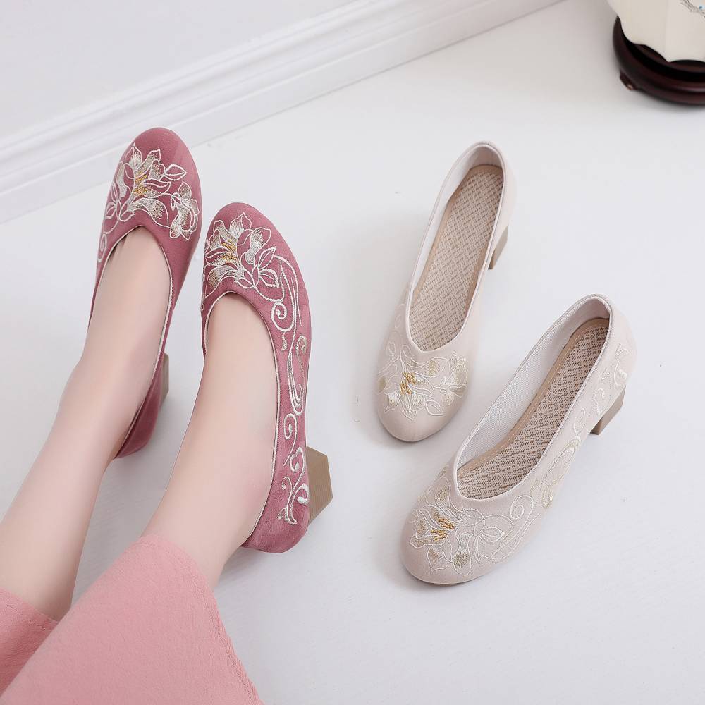 2026 Women's Wine Red & Beige  – обзор и цена Embroidery Yes