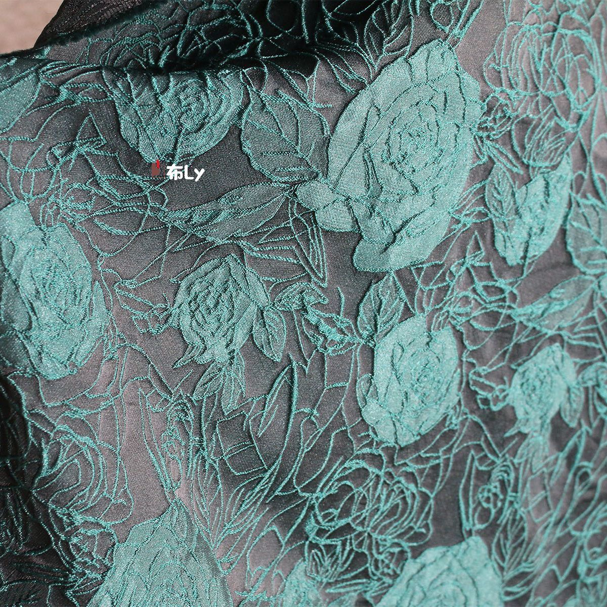 Green Plum Embroidery Texture  – обзор и цена Embroidery Texture