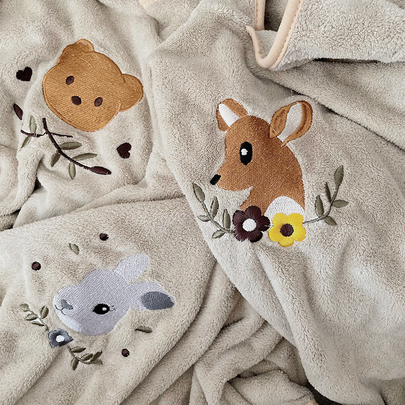 Children's Coral Fleece Cloaks – обзор и цена Embroidery Towel