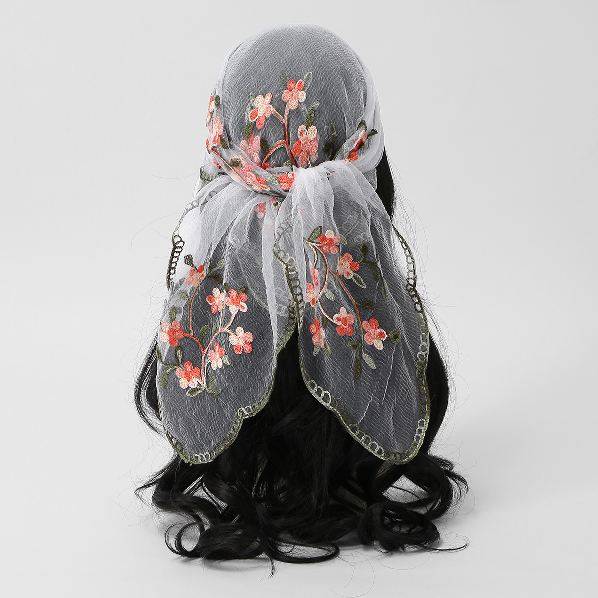 Square Scarf Plum Blossom Embr – обзор и цена Embroidery Zara