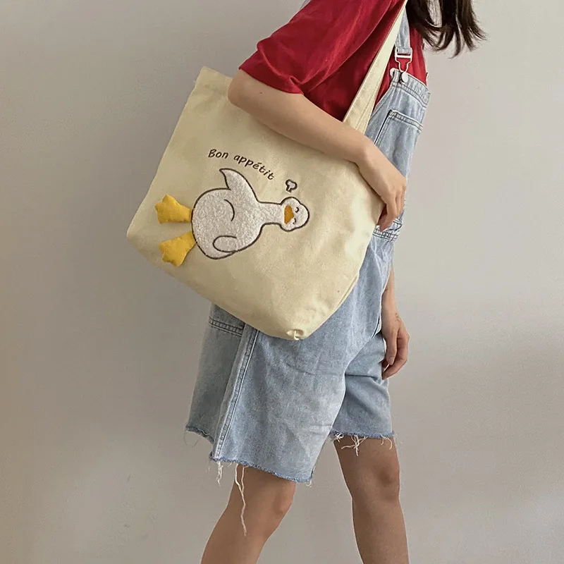 Cute Design Women's Canvas Sho – обзор и цена Embroidery Design Love