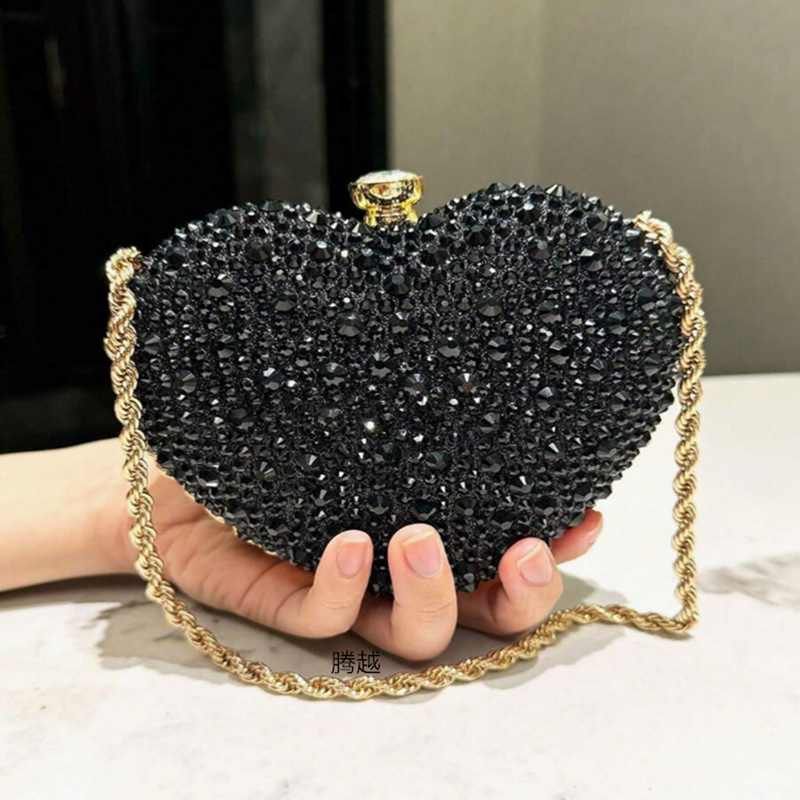 Love Diamond Bag Crossbody Bag – обзор и цена Embroidery Design Love