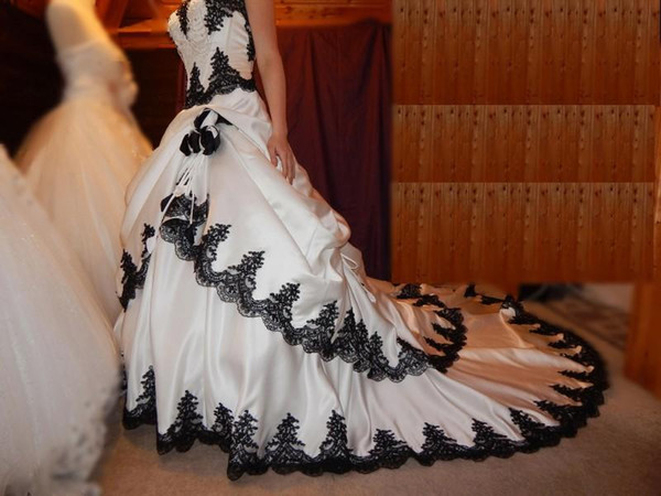 Vintage Wedding Dress Gothic B – обзор и цена Embroidery Gothic