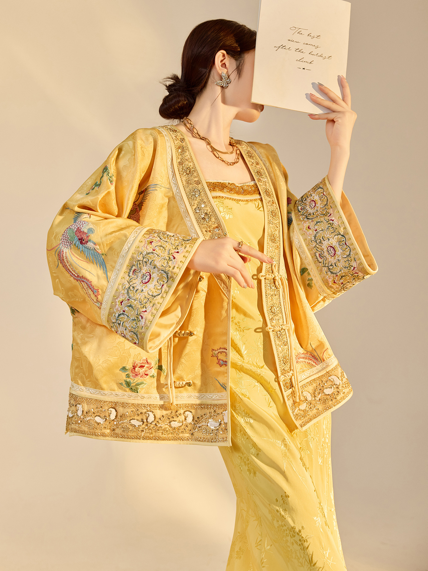 Autumn New Fashion V-neck High – обзор и цена Embroidery Origin