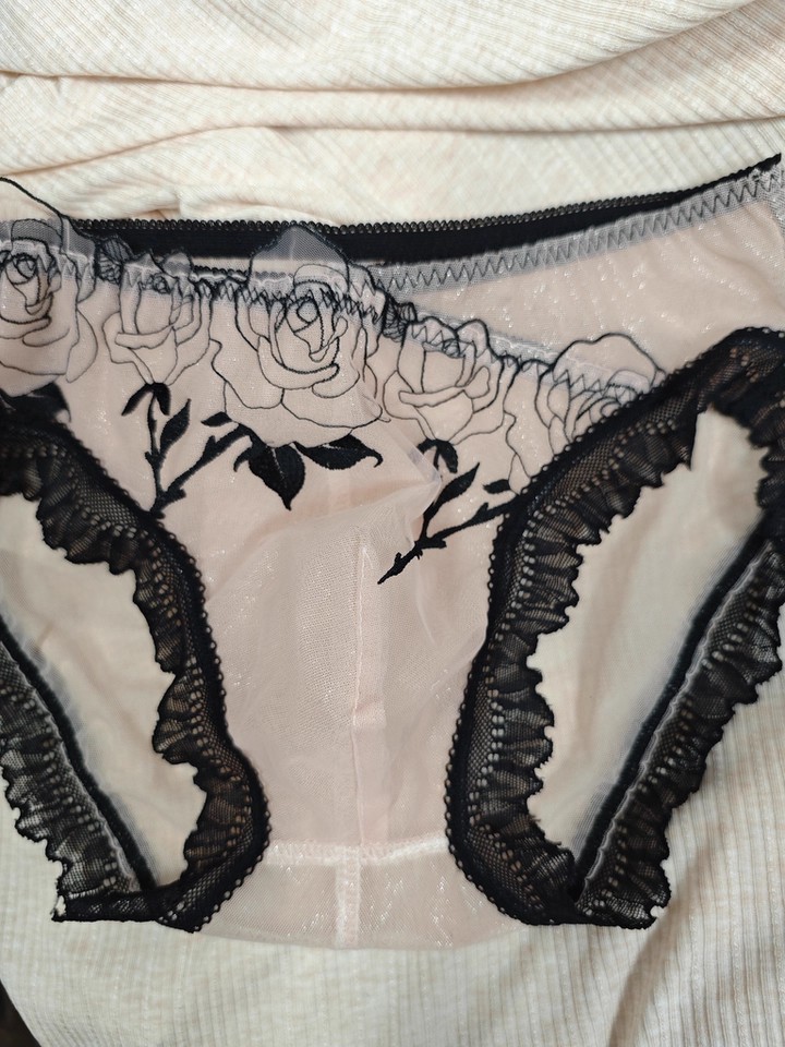 Men's Elegant Embroidery Lace  – обзор и цена Embroidery Knit
