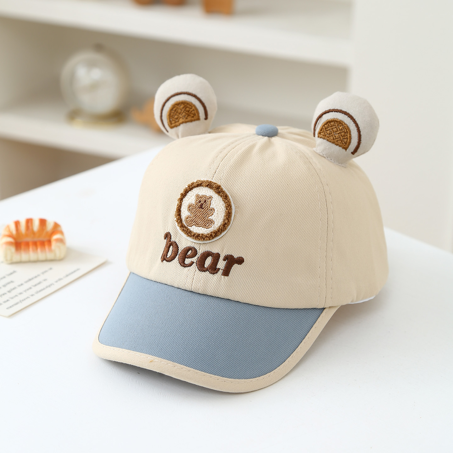 A cute children's baseball cap – обзор и цена Embroidery Hat Machine