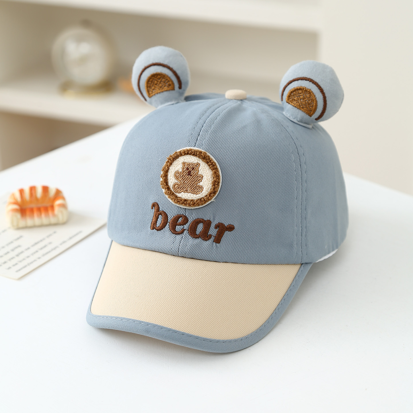 A cute children's baseball cap – обзор и цена Embroidery Hat Machine