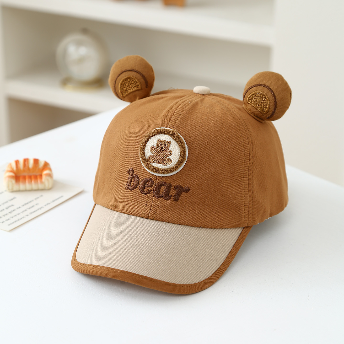A cute children's baseball cap – обзор и цена Embroidery Hat Machine